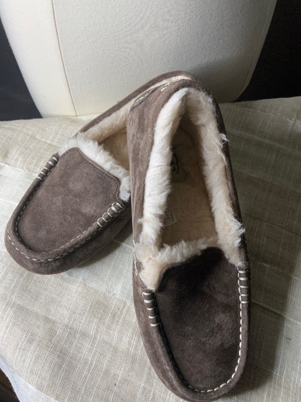 UGG Brown Suede Slipper-House Shoes Sz 7
